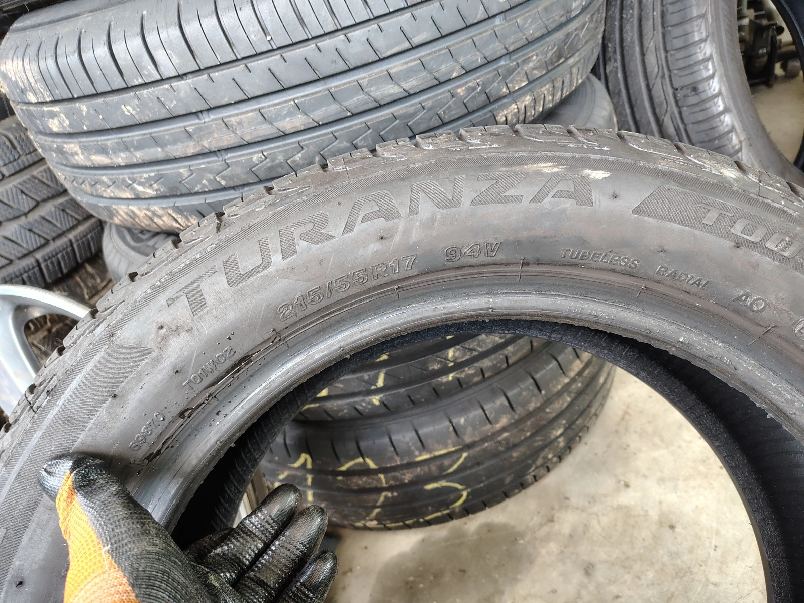  215/55R17 | Mobile.bg   6