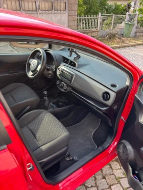 Toyota Yaris 1.3, снимка 9