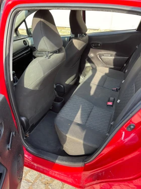 Toyota Yaris 1.3, снимка 6