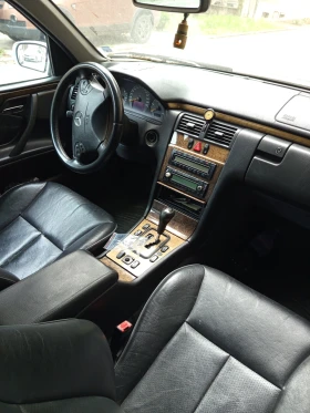 Обява за продажба на Mercedes-Benz E 270 Авангард ~2 350 лв. - изображение 4