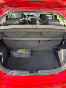 Toyota Yaris 1.3 - 4200 € / 8214.49 лв. - 80416998 8