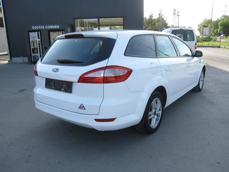 Ford Mondeo 1, 6, снимка 4 - Автомобили и джипове - 40690813