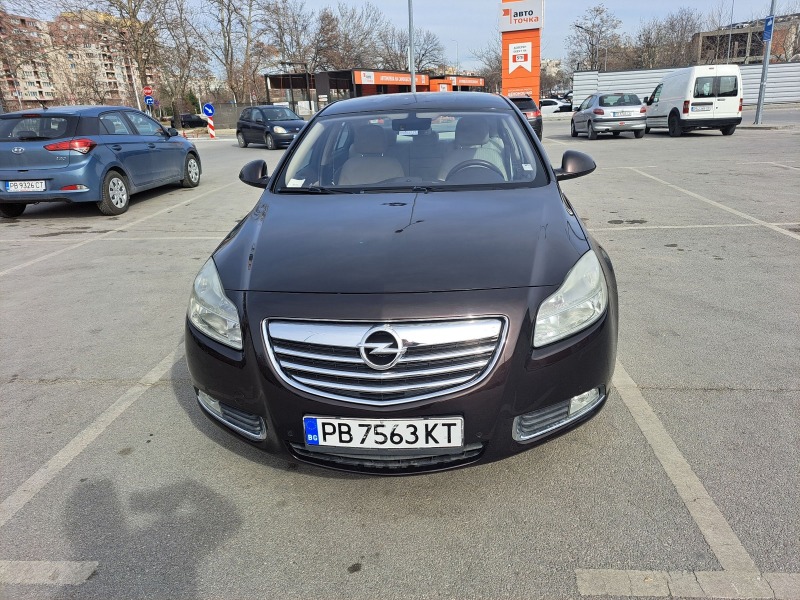 Opel Insignia 2.0 cdti Автоматик седан