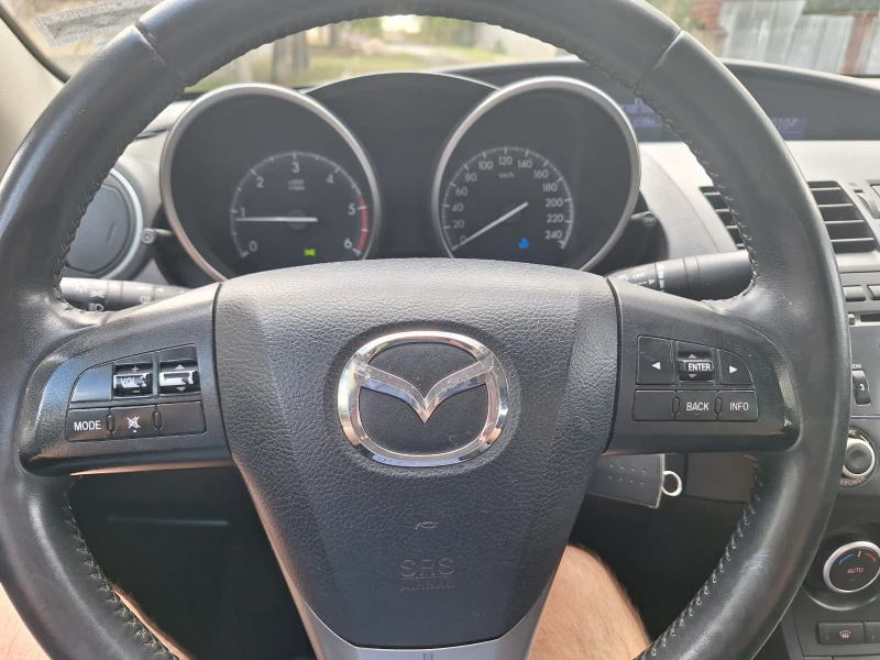 Mazda 3, снимка 4 - Автомобили и джипове - 47335295