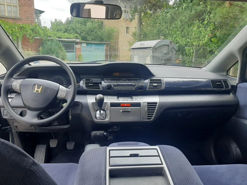 Honda Fr-v 1.8, снимка 12 - Автомобили и джипове - 48080136