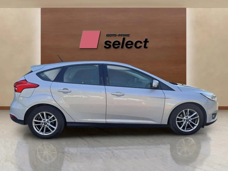 Ford Focus 1.0 EcoBoost, снимка 4 - Автомобили и джипове - 48182841