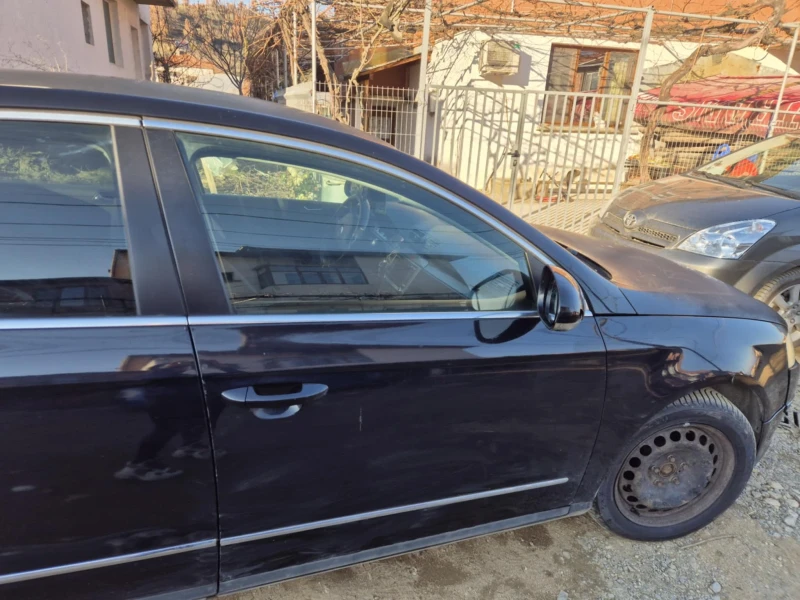 VW Passat, снимка 12 - Автомобили и джипове - 48883052