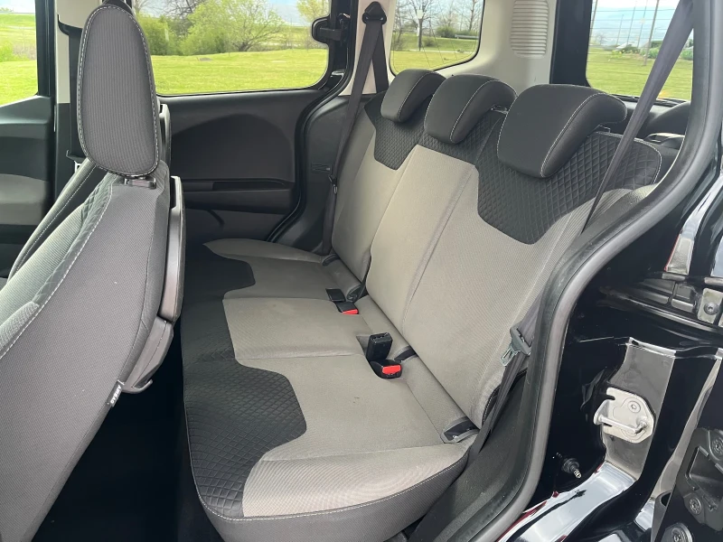 Ford Courier 1.5 D , снимка 11 - Автомобили и джипове - 49929645