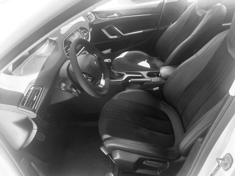 Peugeot 308, снимка 13 - Автомобили и джипове - 52845552