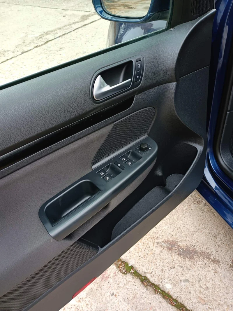 VW Golf VI, снимка 5 - Автомобили и джипове - 51418983