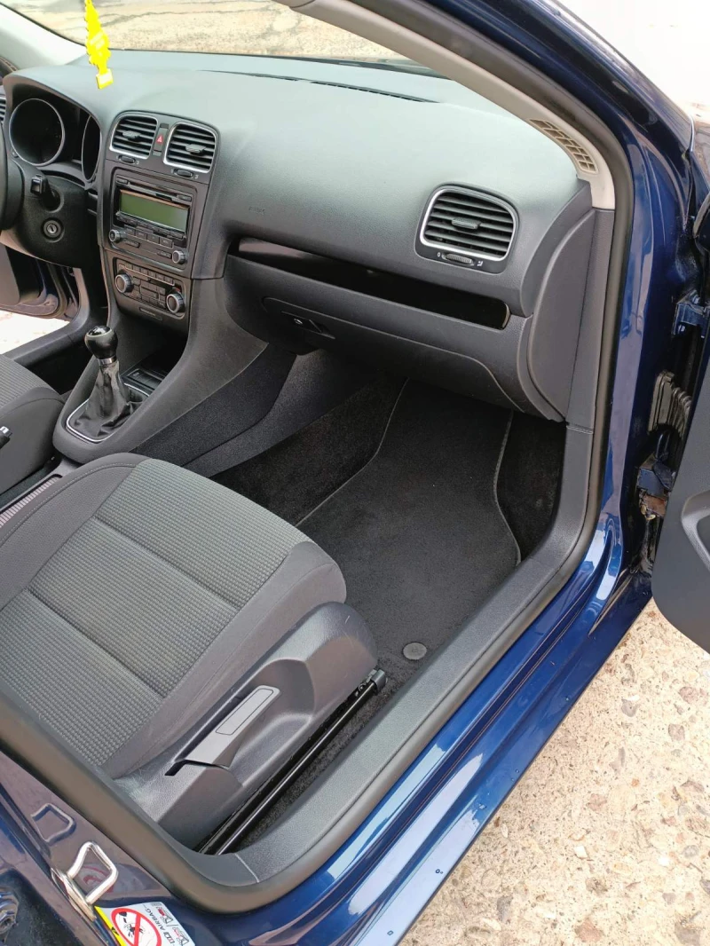 VW Golf VI, снимка 14 - Автомобили и джипове - 51418983
