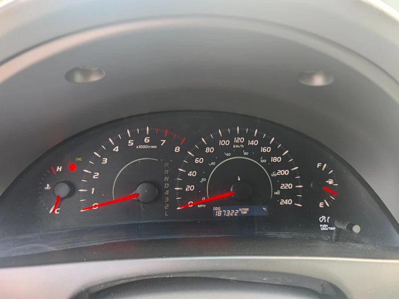 Toyota Camry АГУ, снимка 8 - Автомобили и джипове - 52813017