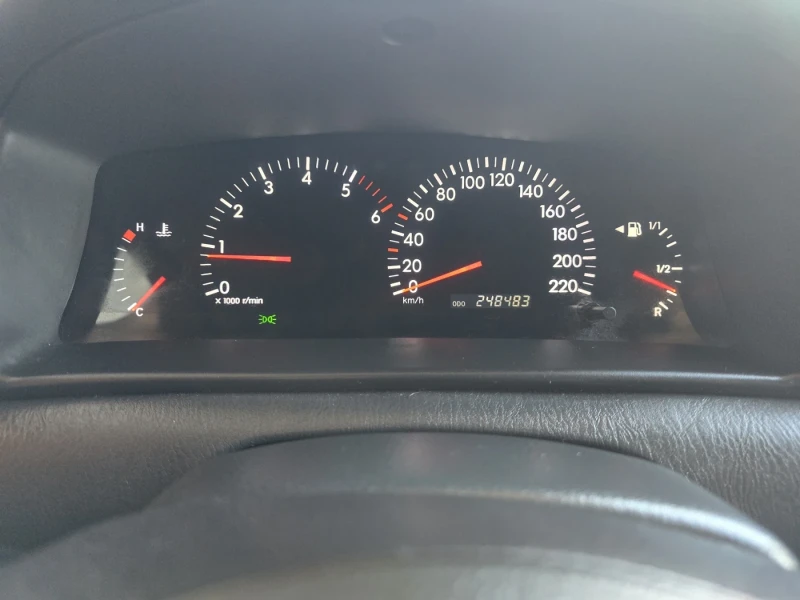 Toyota Corolla 2.0 D4D, снимка 8 - Автомобили и джипове - 52934108