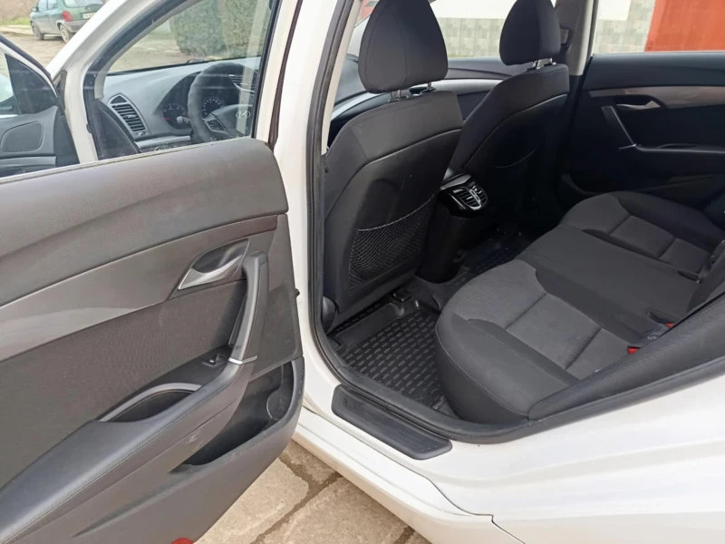Hyundai I40 I40 facelift АВТОМАТИК, снимка 11 - Автомобили и джипове - 53261659