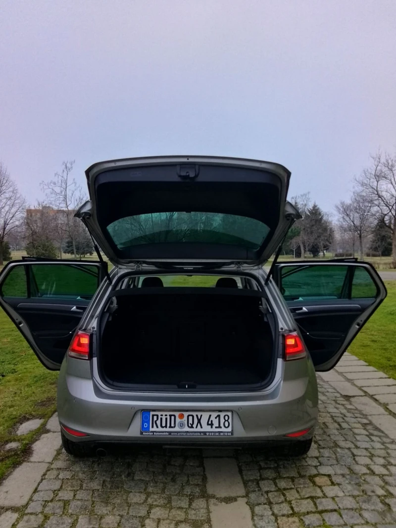 VW Golf 1.6TDI Атоматик 100хил км, снимка 16 - Автомобили и джипове - 53569910