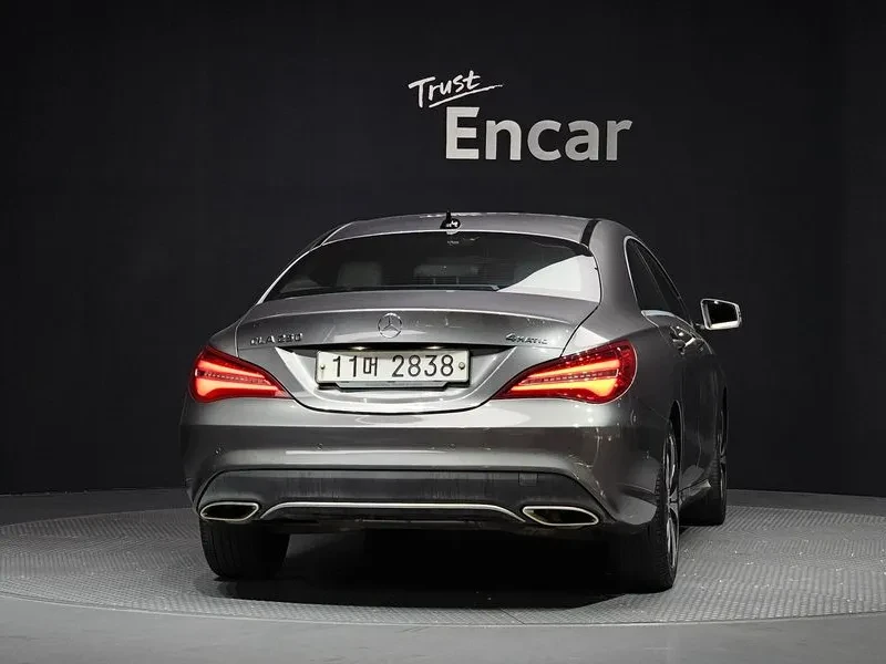 Mercedes-Benz CLA 2.5, снимка 4 - Автомобили и джипове - 54288359