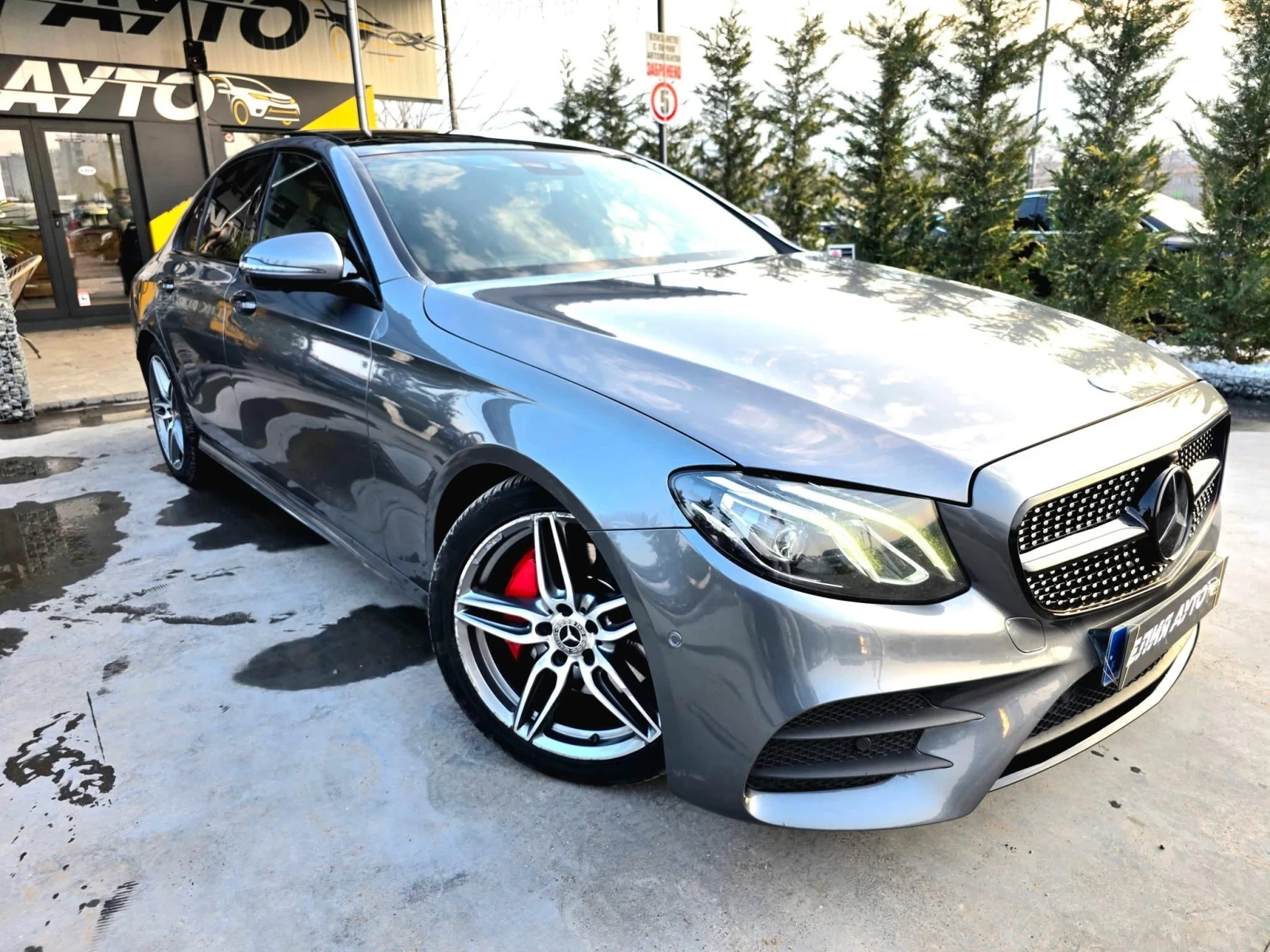 Mercedes-Benz E 220 D FULL AMG LINE ПАНОРАМА BURMEISTER ЛИЗИНГ 100%, снимка 1