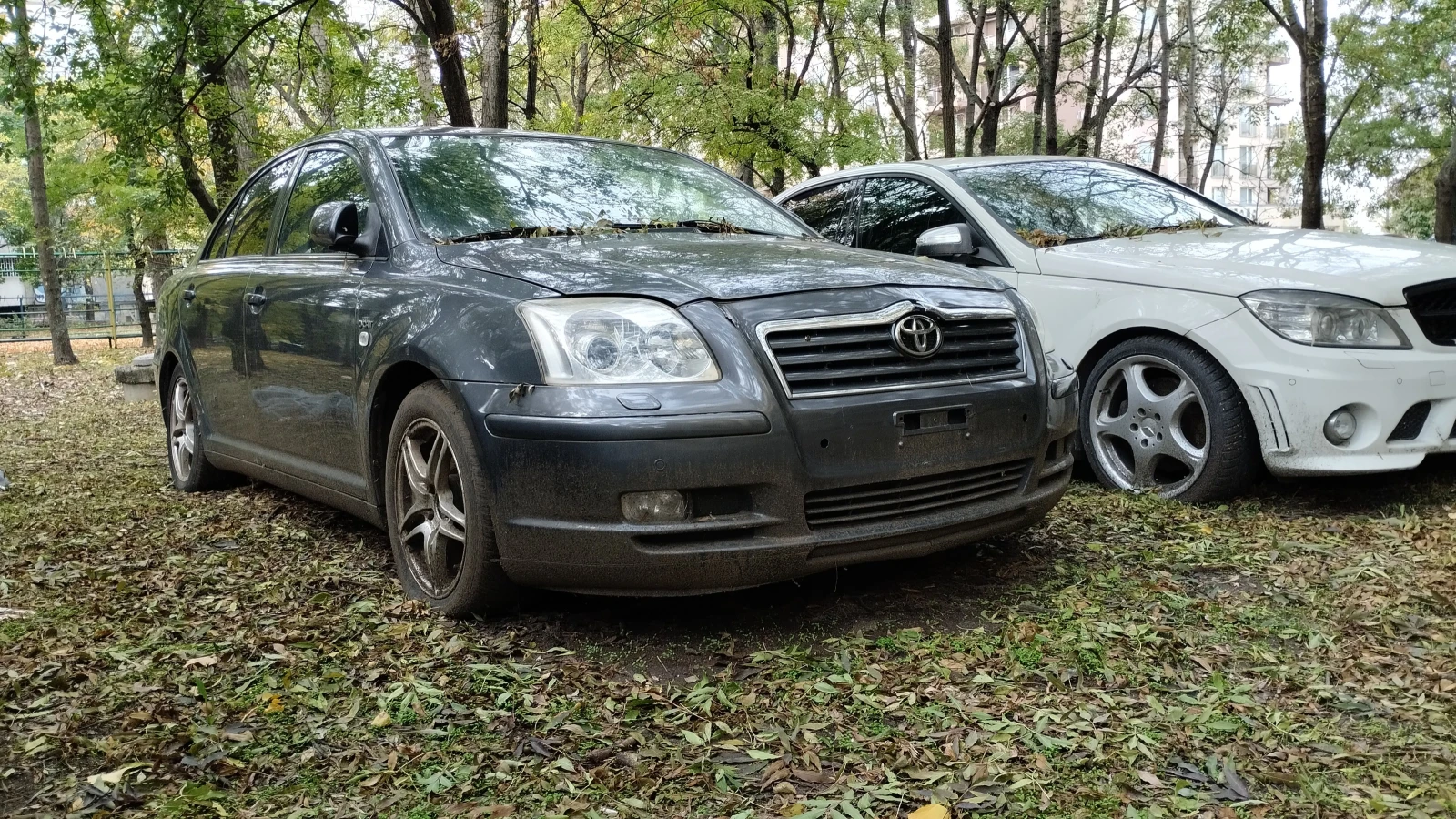 Toyota Avensis 2.2D-cat, снимка 1