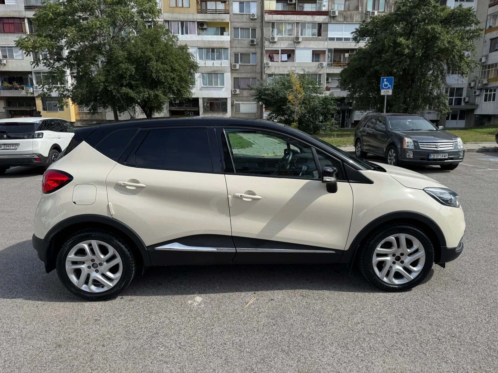 Renault Captur  - изображение 5