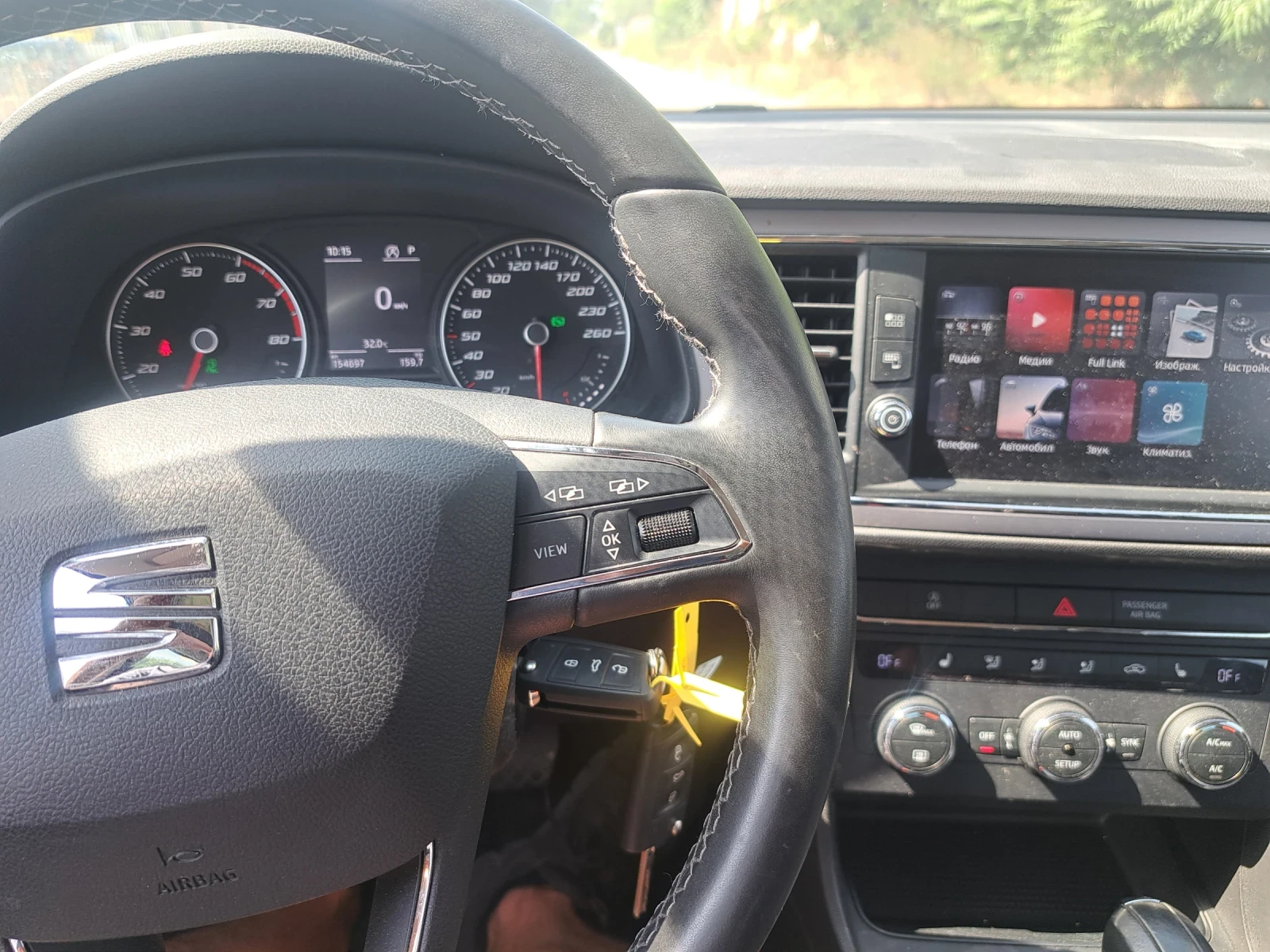 Seat Leon 1.4 TGI комби и хечбег - изображение 2