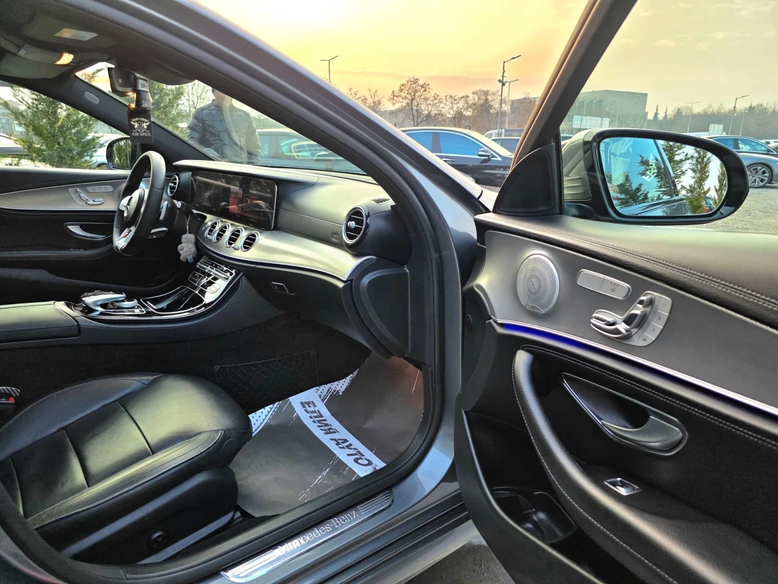 Mercedes-Benz E 220 D FULL AMG LINE  BURMEISTER  100% | Mobile.bg   13