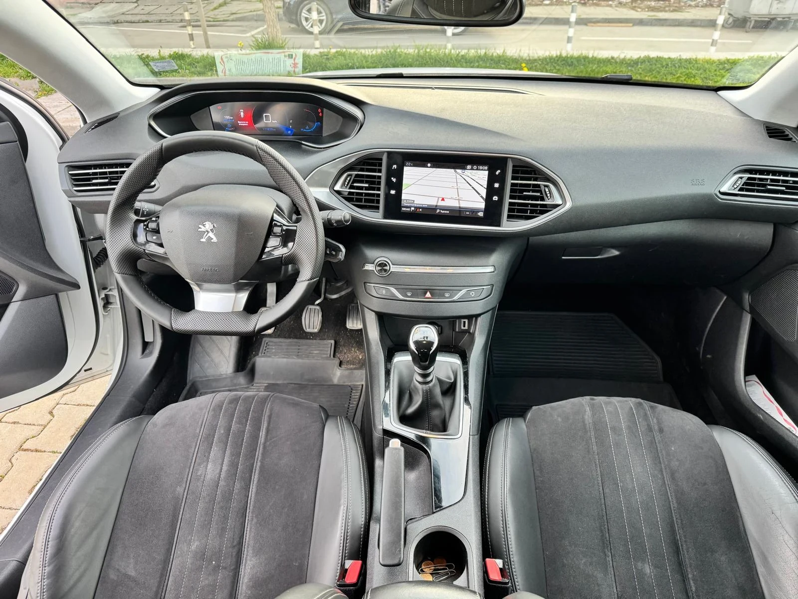 Peugeot 308, снимка 12 - Автомобили и джипове - 53207832