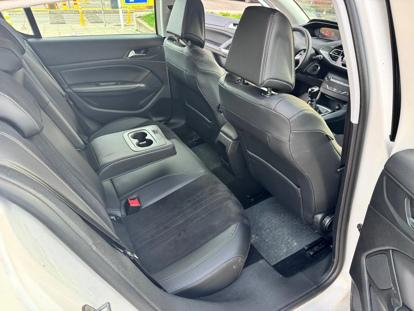 Peugeot 308, снимка 6 - Автомобили и джипове - 53207832