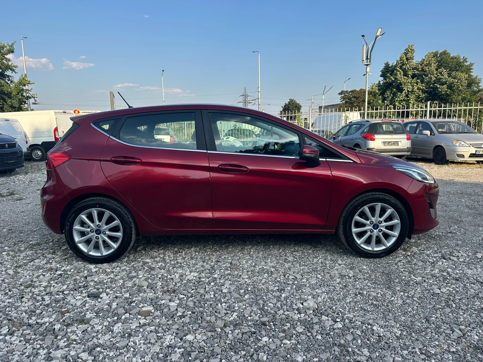 Ford Fiesta 1.1I 85kc EURO6 - изображение 2