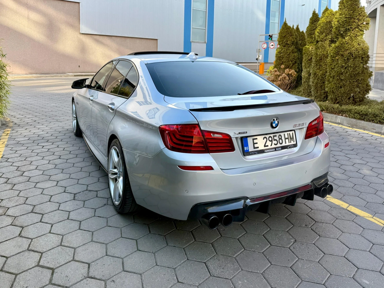 BMW 535 Xi M-pack - изображение 5