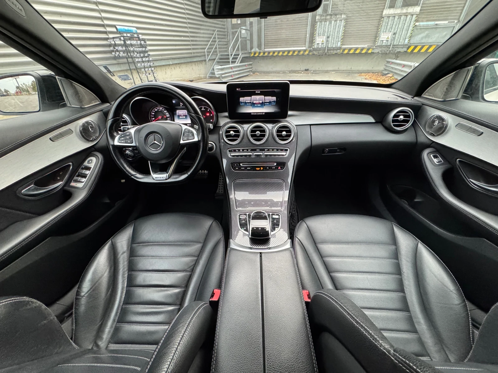 Mercedes-Benz C 220 AMG LINE - изображение 10