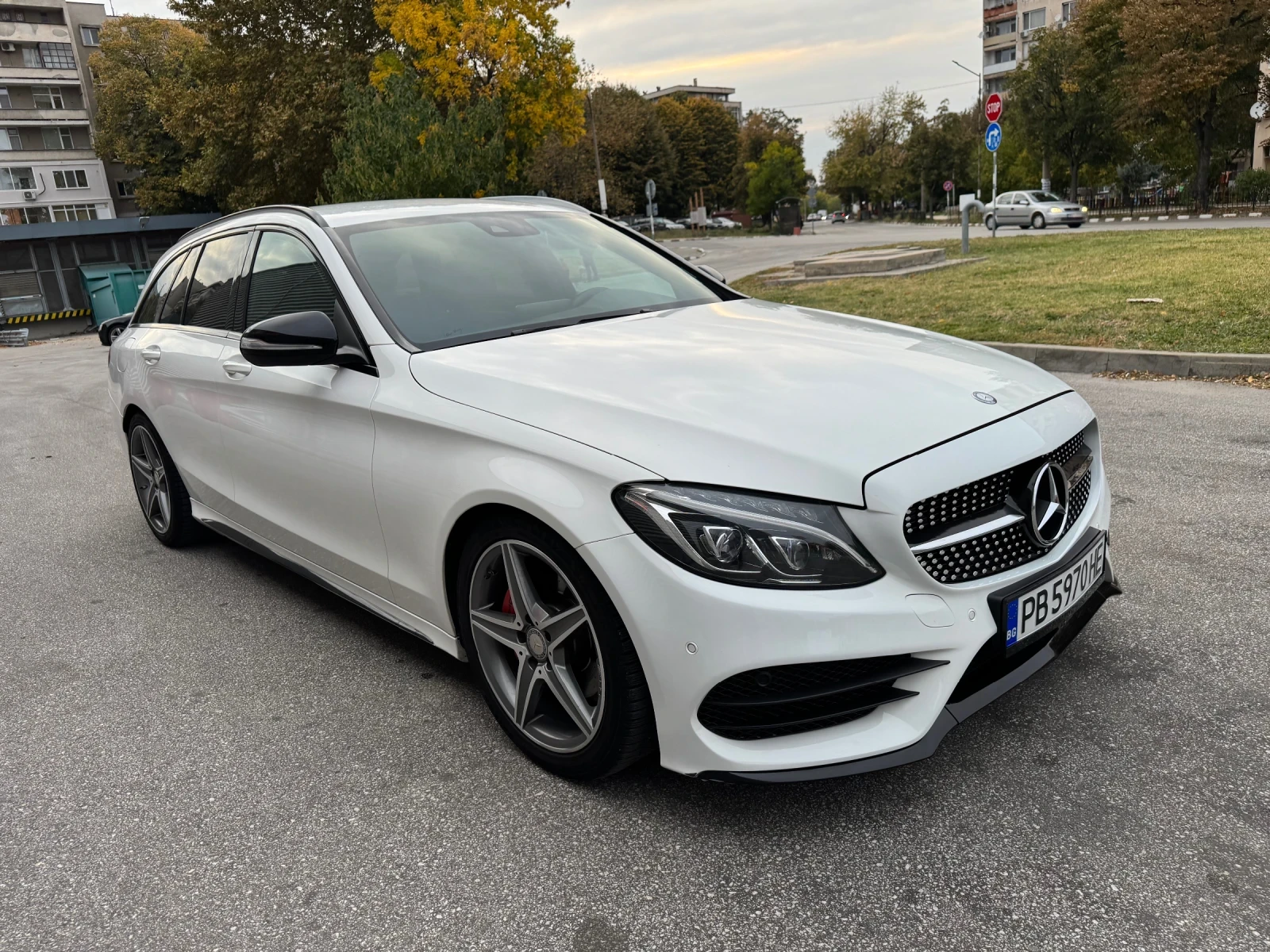 Mercedes-Benz C 220 AMG LINE - изображение 3
