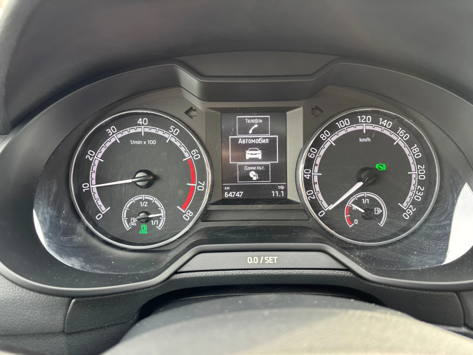 Skoda Octavia 1.5 Gtec 65 000 km ! - изображение 3