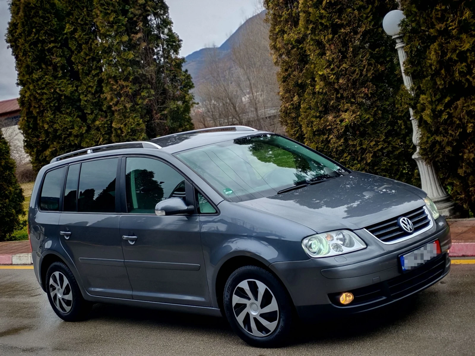VW Touran 2.0TDI(140)* HIGHLINE* XENON* ��� ����*  | Mobile.bg � ����������� 9