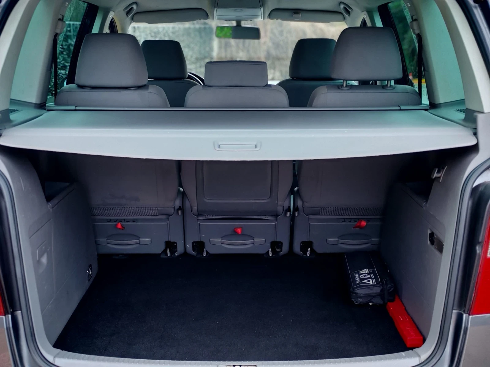 VW Touran 2.0TDI(140)* HIGHLINE* XENON* ��� ����*  | Mobile.bg � ����������� 16