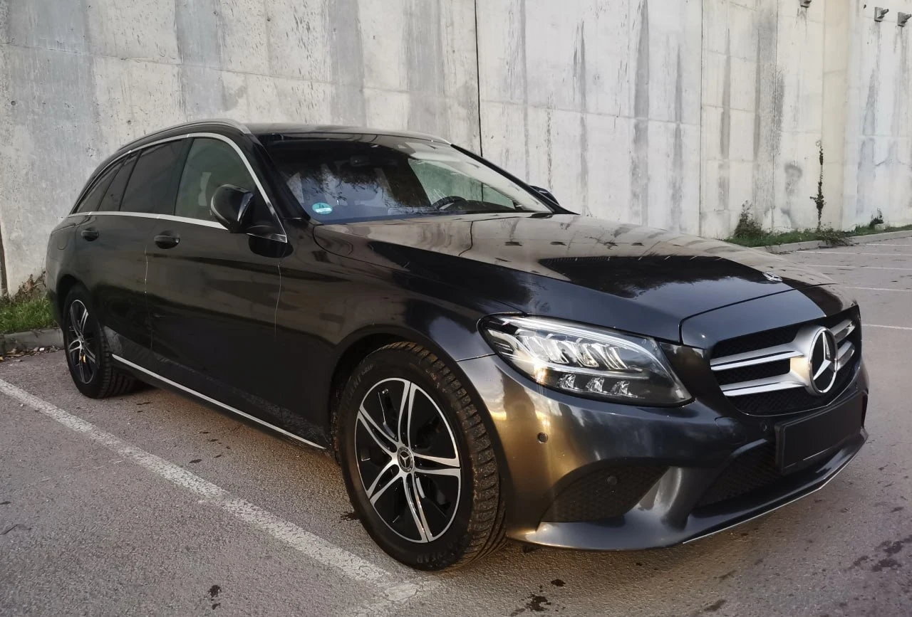 Mercedes-Benz C 220 d 194HP/9G/LED/NAVI/DSTR/CAM/KEYLESS, снимка 3 - Автомобили и джипове - 54150032