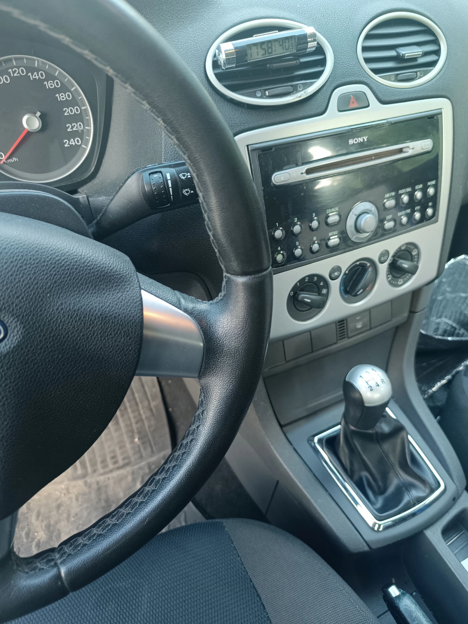 Ford Focus 1, 8 TDCI, снимка 6 - Автомобили и джипове - 53861222