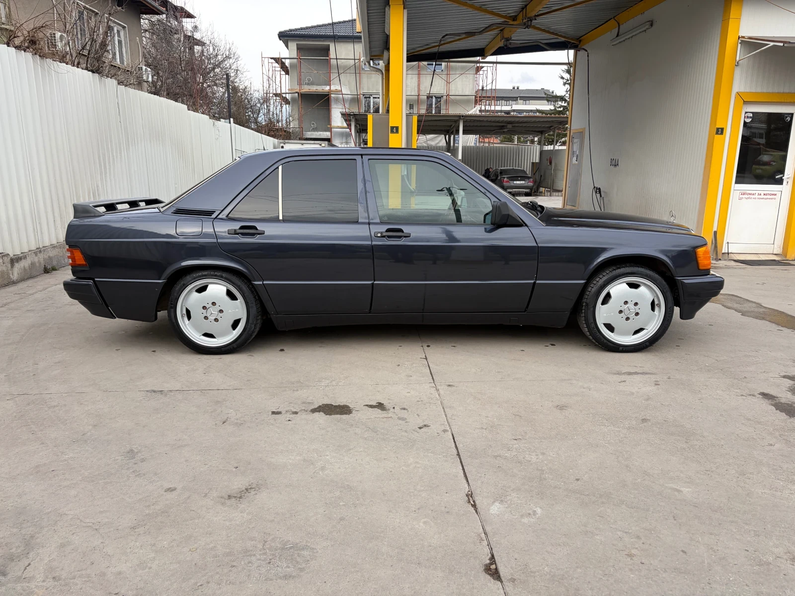 Mercedes-Benz 190 2.6, снимка 4 - Автомобили и джипове - 53943218