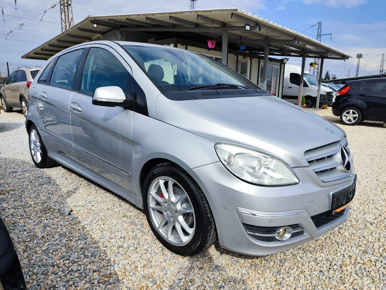 Mercedes-Benz B 200 В200, снимка 2 - Автомобили и джипове - 53969879