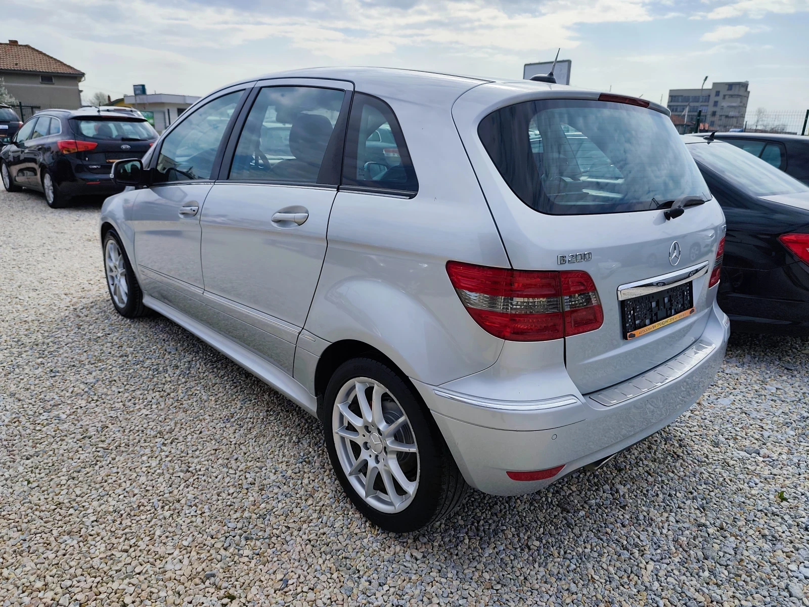 Mercedes-Benz B 200 В200, снимка 4 - Автомобили и джипове - 53969879