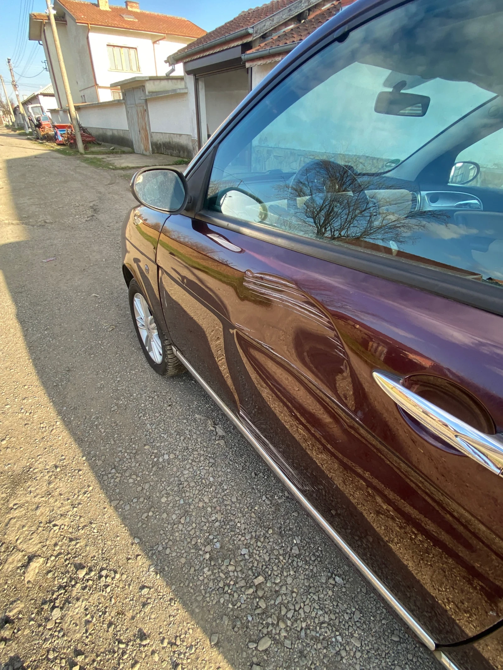 Lancia Ypsilon, снимка 12 - Автомобили и джипове - 54033576