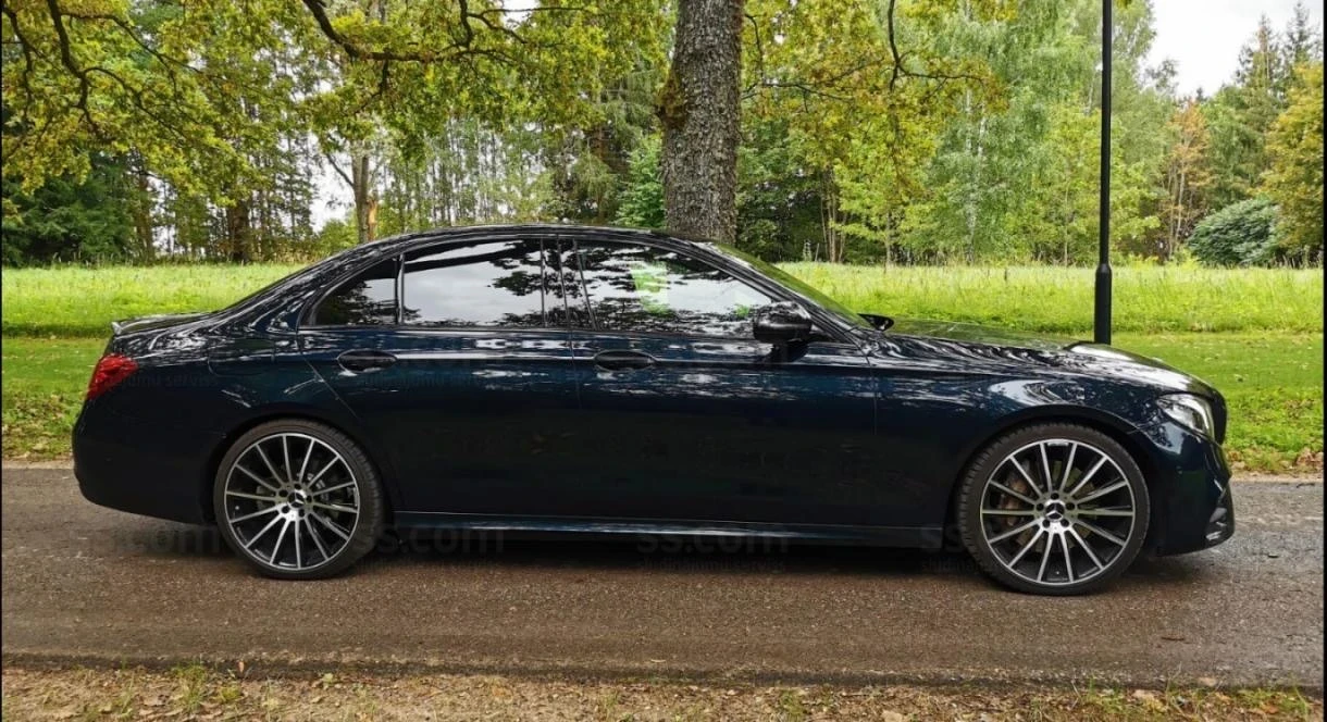 Mercedes-Benz E 350 AMG W213, Head Up, Burmester, Вакуум на Вратите, снимка 8 - Автомобили и джипове - 54138255