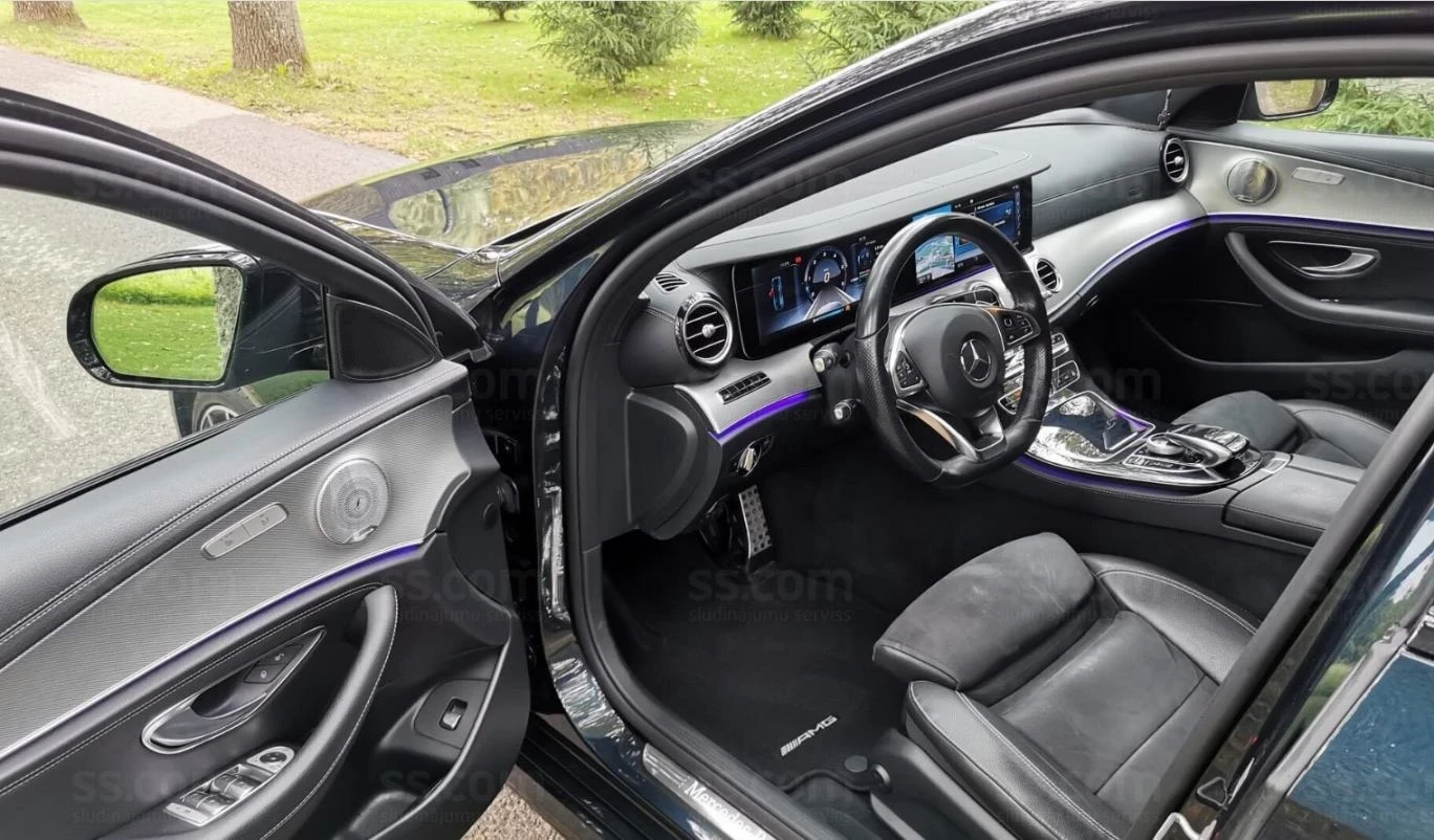 Mercedes-Benz E 350 AMG W213, Head Up, Burmester, Вакуум на Вратите, снимка 12 - Автомобили и джипове - 54138255