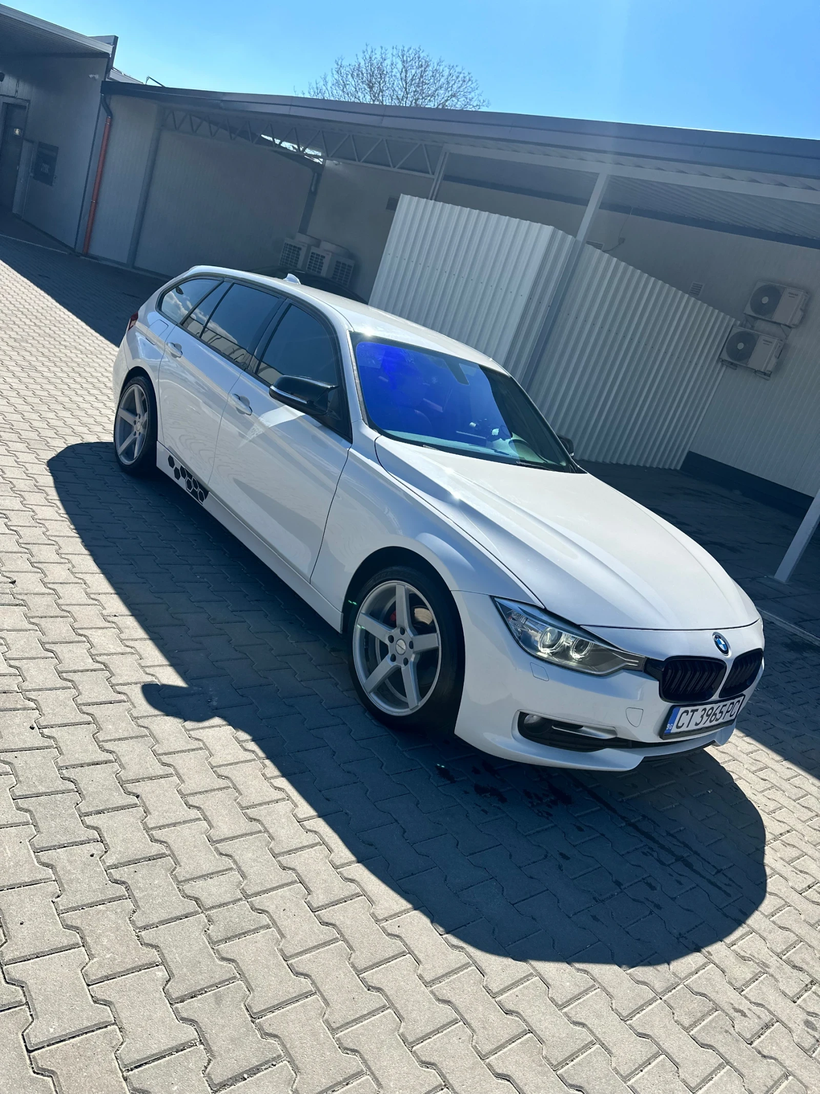 BMW 320 Twin Turbo, снимка 2 - Автомобили и джипове - 54646145