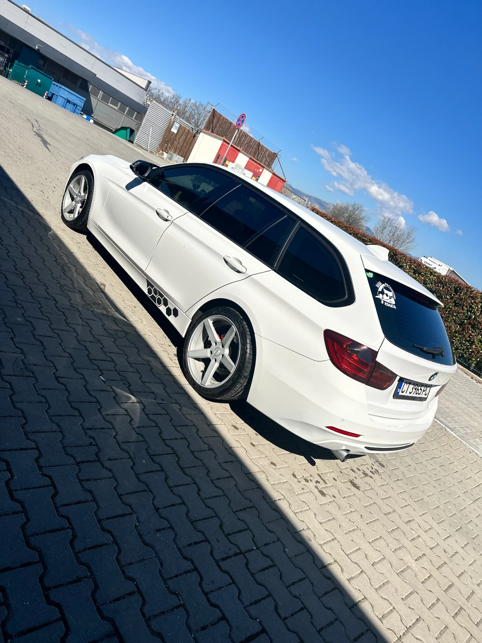 BMW 320 Twin Turbo, снимка 4 - Автомобили и джипове - 54646145