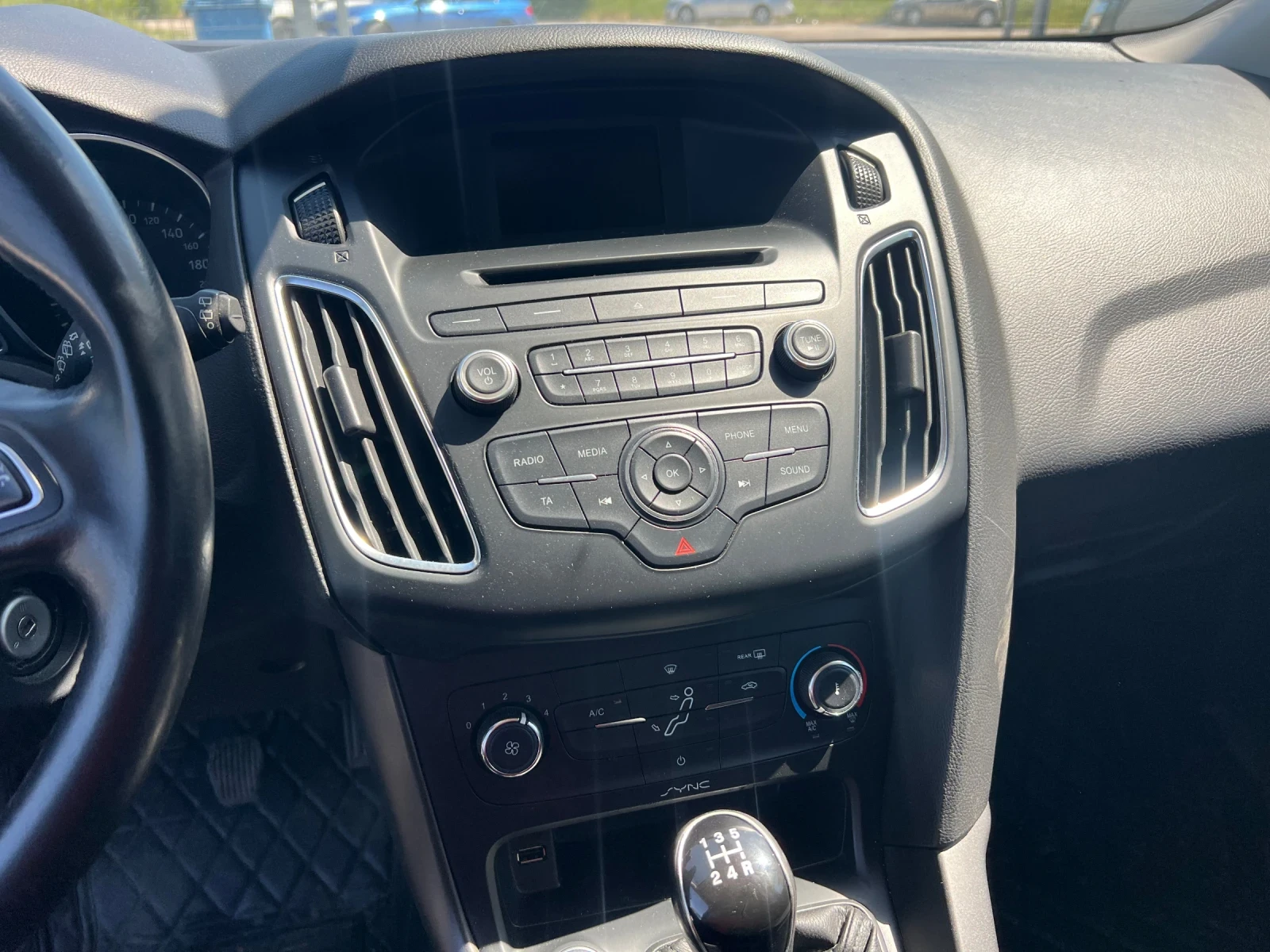 Ford Focus 1.0 101коня нов внос Австрия евро 6, снимка 12 - Автомобили и джипове - 54414879