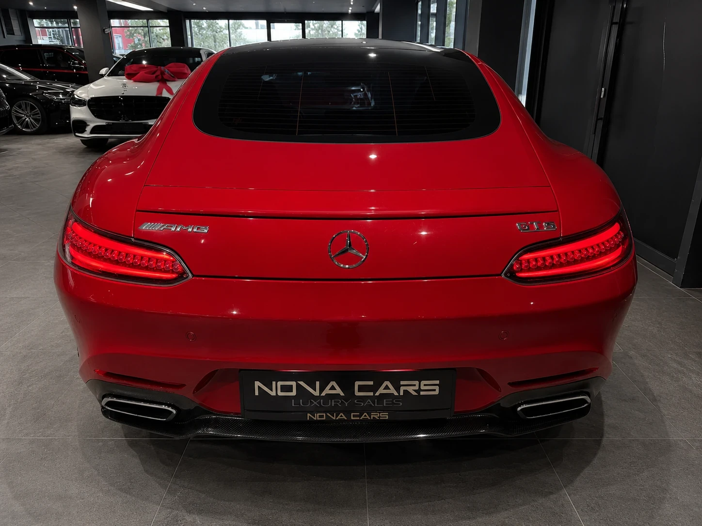 Mercedes-Benz AMG GT S, снимка 4 - Автомобили и джипове - 54607161