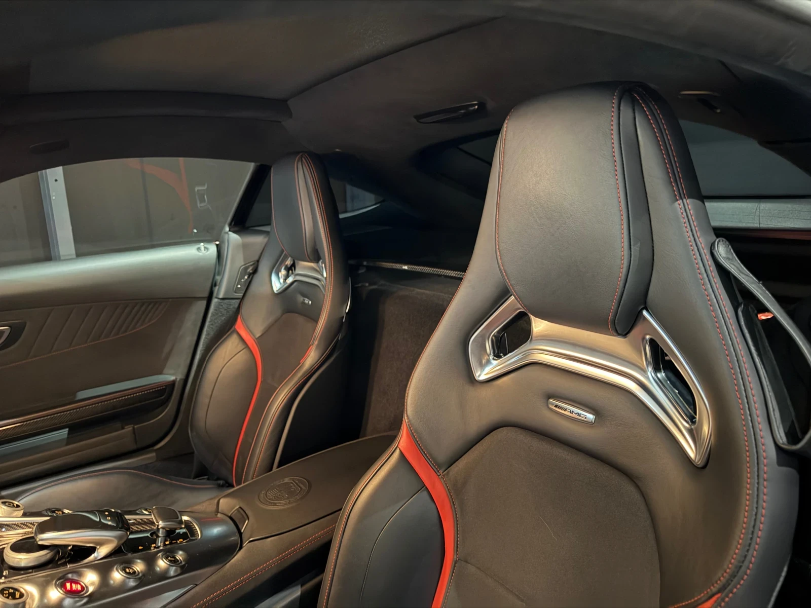 Mercedes-Benz AMG GT S, снимка 12 - Автомобили и джипове - 54607161