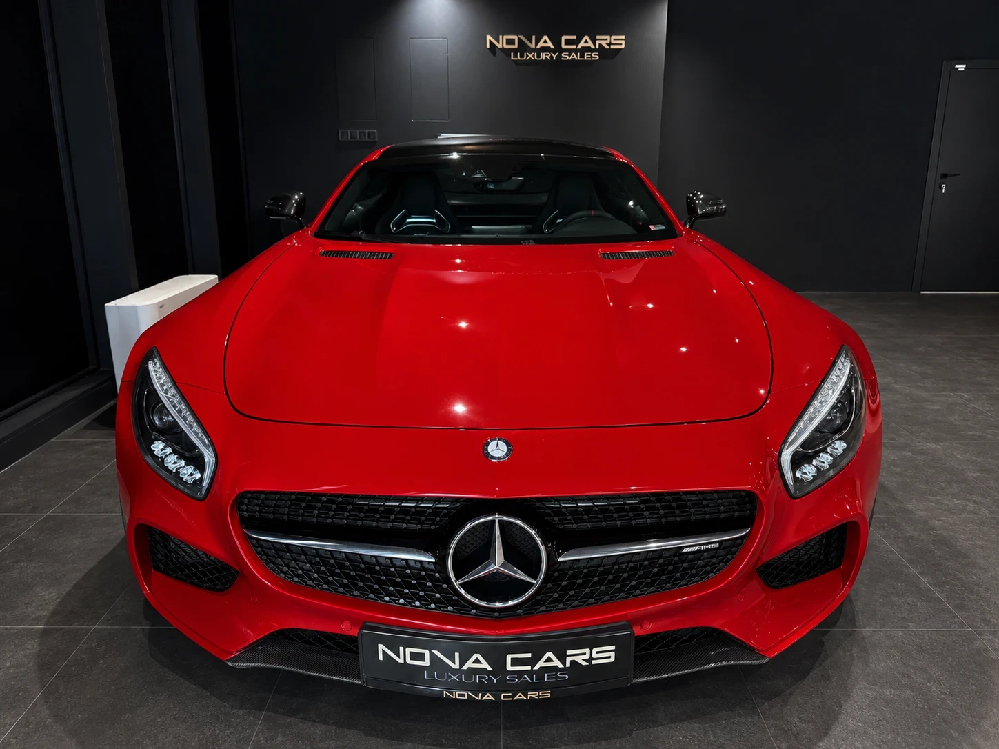 Mercedes-Benz AMG GT S, снимка 5 - Автомобили и джипове - 54607161