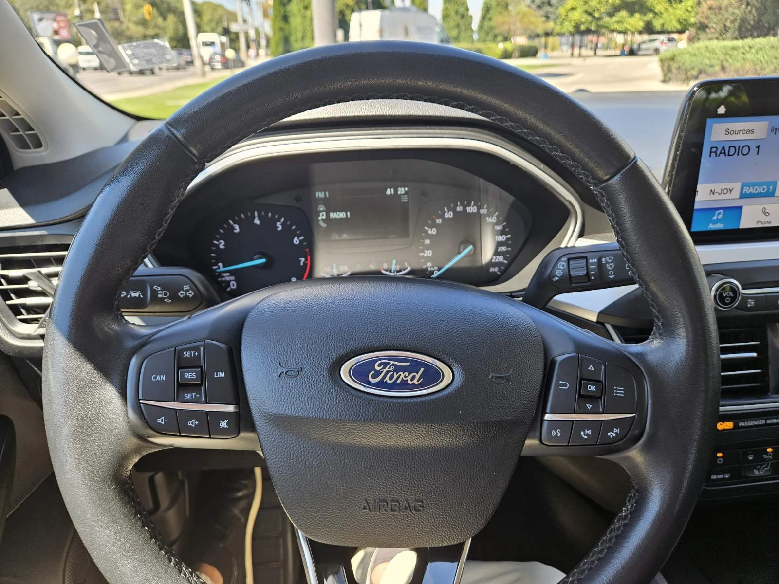 Ford Focus 1.0 EcoBoost_Реален пробег с история в Мото-Пфое, снимка 9 - Автомобили и джипове - 54621284