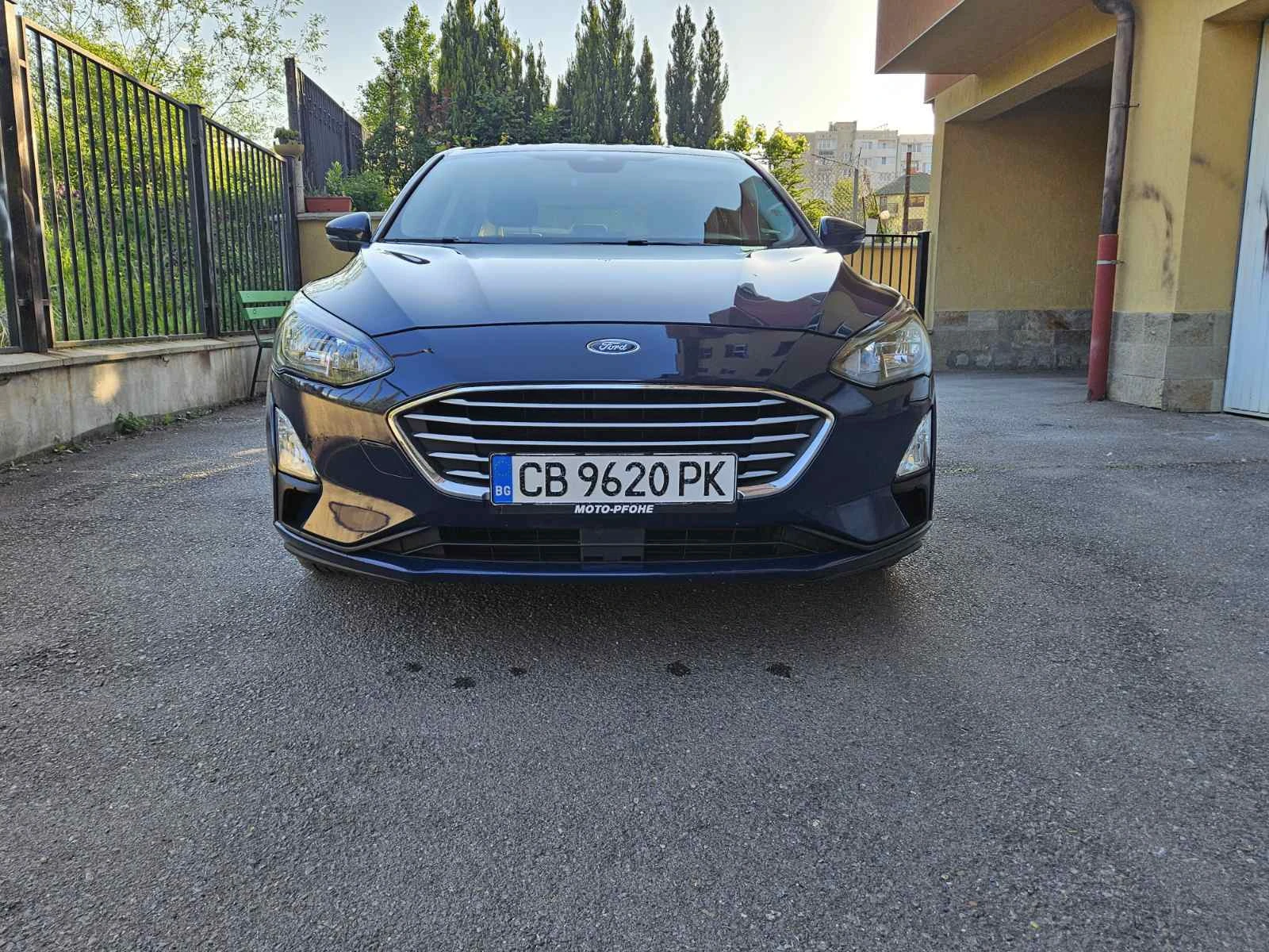 Ford Focus 1.0 EcoBoost_Реален пробег с история в Мото-Пфое, снимка 2 - Автомобили и джипове - 54621284